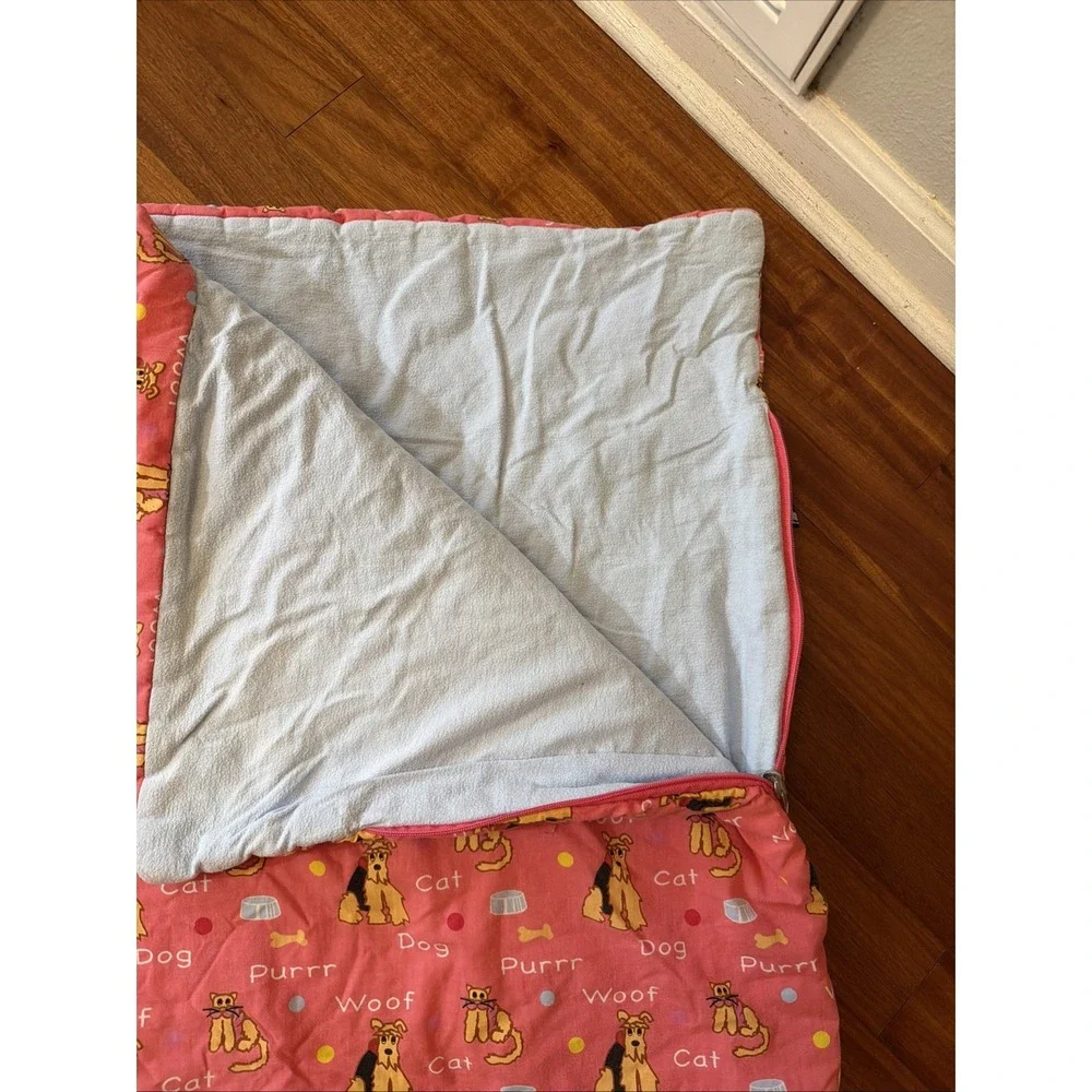 Wildkin Dog Cat Woof Purr Pet Print Sleeping Bag Blue Pink Zip Up Cozy Kids